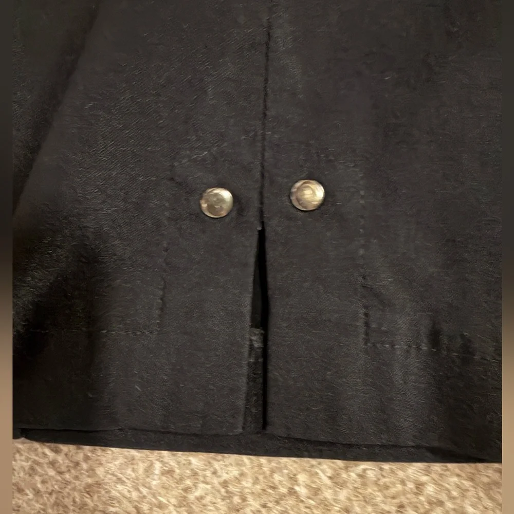 Tribal Black Pull-On Capri’s - Picture 4 of 6